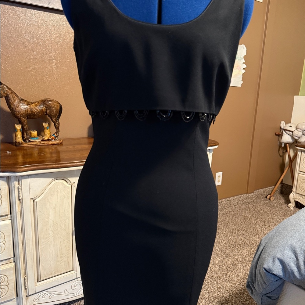 Kenar Black Sheath Midi Dress Scoop Neck Sleeveless